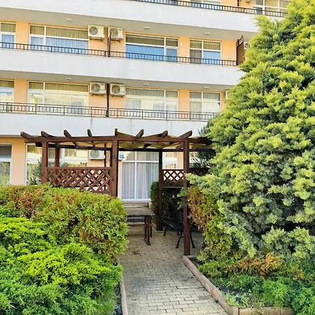 Lejlighed Grand Kamelia B 2,8 Large Sunny