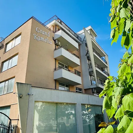 Grand Kamelia B 2,8 Large Sunny Apartman Napospart