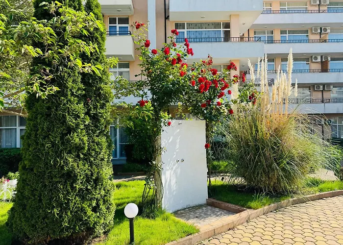 Grand Kamelia B 2,8 Large Sunny Апартамент Слънчев бряг